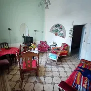 APARTAMENTO EN EL VEDADO A una cuadra de 23 y G - Img 54996552
