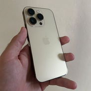Vendo iPhone 14 Pro Precio: $310 💵 Libre fábrica 🏭 Color : Dorado  Almacenamiento: 128 GB 💾 Face ID y True trone ✅ Ba - Img 57882821
