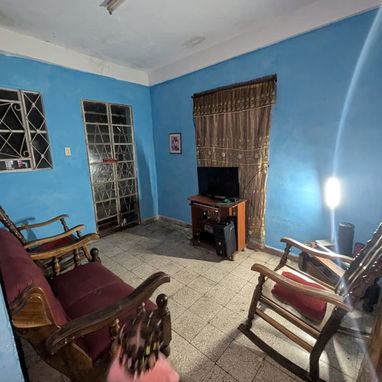 Vendo apartamento interior pero quedó de frente a la calle en 10 de octubre Lawton la calle paralela a dolores y cerca d - Img 122086708