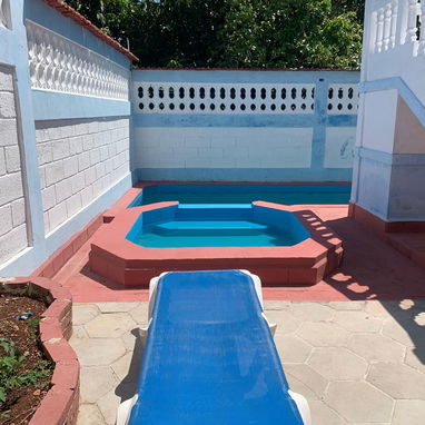 🏖️ Casa de Renta En Guanabo Con Piscina.💡 Planta Eléctrica funcional. Capacidad para 10 personas - Img 117543047
