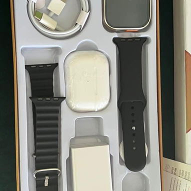 Smart Watch + cajita con audífonos Bluetooth - 2/2