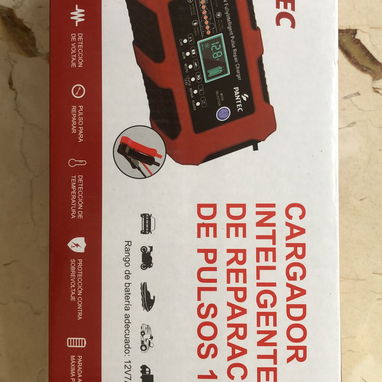 Cargador analizador baterias 12 Volt LiFePO4 - 6/9