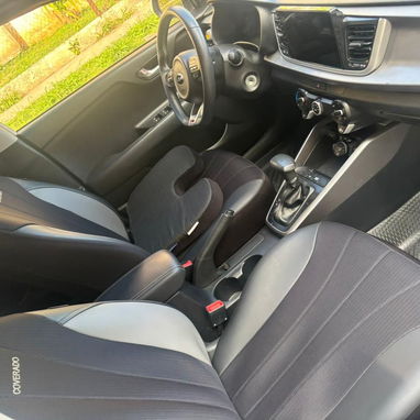 Vendo o negocio Kia Río 20 20 el panameño motor 1.4 caja sexta - Img 113151532