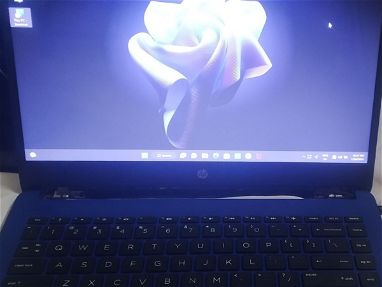 Laptop (DE TRABAJO) HP 14-dq0055dx - Img 68007256