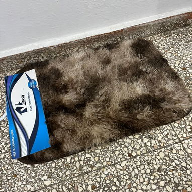 Alfombras peluche en 2500cup Medidas: 40 cm x 60 cm - Img 123345008
