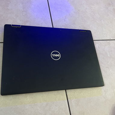 Laptop táctil DELL TIPO TABLET ” core i5 7th gen 8gb ram 128gb Sdd batería buena 🔋💯👌🔌 - Img 125037863