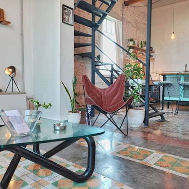 Renta moderno hostal de 6 apartamentos independientes en el centro del Vedado - Img 112778517