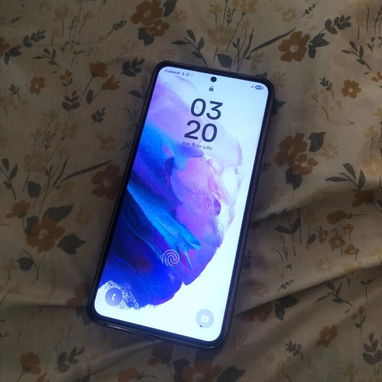 Vendo o cambio Samsung s21 tiene pocos meses de uso el único detalle que tiene que no se puede apagar xq se le va la cob - 2/2