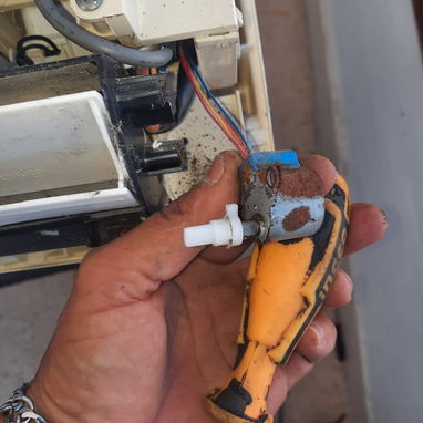 Servicio profesional (SPLIT) ❄️🥶Defectaciones, arreglos menores, recarga de gas refrigerante, ect 52966031 - Img 118275682