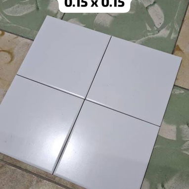 Azulejos blanco coco con brillo y mate 6 mil el mt cuadrado con mensajería incluída - Img 119503587
