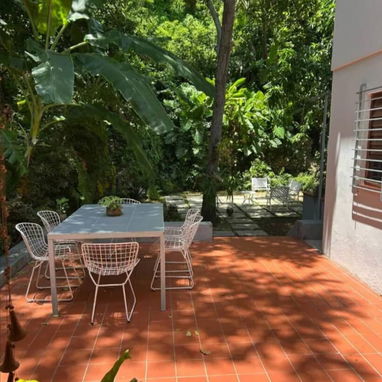 Renta de maravilla casa independiente en Nuevo Vedado - Img 122739595