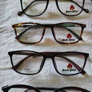 Espejuelos y lentes de contactos Graduados - Img 56839383