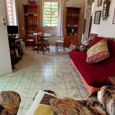 Espectacular casa biplanta bajos con garaje,tres cuartos y tres baños. Muy buena zona de Playa!!! - Img 105360900