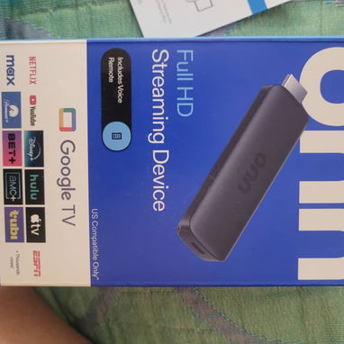Onn Tv Stick. Ya configurado. Instalado el magis con todos los canales de Tv en vivo. Sin mensualidades - 5/6