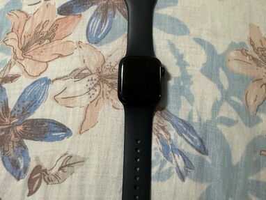 Apple Watch SE 2 - 40 mm - Img main-image