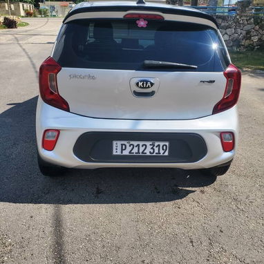 Vendo o negocio kia picanto del 2017 pintura de fábrica - Img 105766167