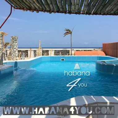 Hermoso Penthouse en renta con piscina en la playa de Guanabo,  5 habitaciones climatizadas 52463651 - 7/10