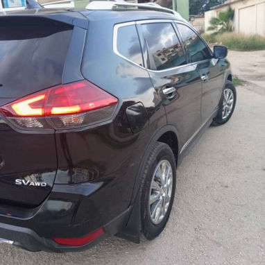Vendo o negocio? Nissan Rogue, 2017 - Img 111015865