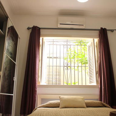 1500-USD Se Alquila apartamento en zona céntrica del Vedado - Img 125477221