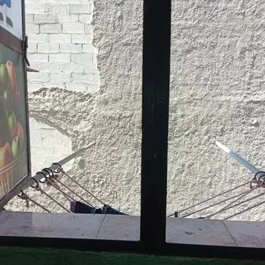 "$12.000usd CON TODO DENTRO CON  AJUSTE. En venta hermoso apartamento  (3er piso) de un edificio en Alamar, zona  6. - 8/8