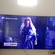 Vendo TV Samsung de 75 pulgadas - Img 57800898
