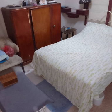 *$6500usd. En venta apartamento (1er piso interior) de un edificio en buen estado constructivo en Centro Haba - Img 121289762