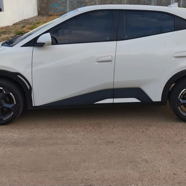 27000usd BYD Seagull 100% Eléctrico! Este moderno hatchback urbano combina un diseño vanguardista con la tecnología más - 3/3