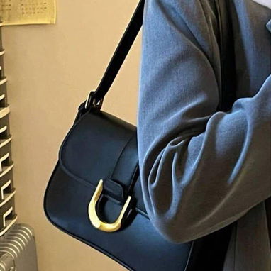 Bolsos y carteras - 7/10