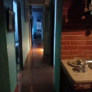 Se vende apartamento ubicado en Centro Habana a solo una cuadra del Barrio Chino/ Manrique y Dragones - 10/10
