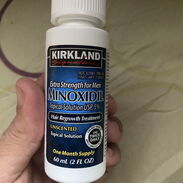 Minoxidil al 5% marca :kirkland ,para el tratamiento de la alopecia - Img 42424740