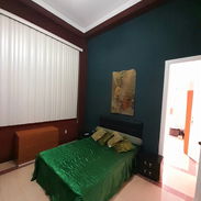 ALQUILER PARA EXTRANJEROS RENTA LINEAL VEDADO CENTRO 2HAB 2BAÑ BALCON COMODIDADES - Img 55961412