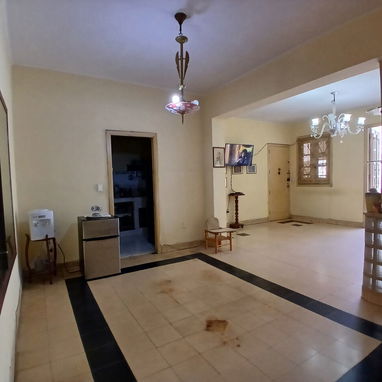 Vedado 70 mil apt 4 ctos garaje  1er piso linea y 10 - 4/9