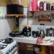 Vendo apto de 3/4 en el rpto palatino primer piso construcción de los 50 frente a la ciudad deportiva llegar y vivir - Img 57484558