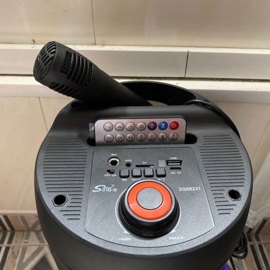 BOCINA 6.5" CON MICROFONO Y MANDO ZQS-6231, ENTREGA DE FACTURA, VARIEDAD DE BOCINAS, AUDIFONOS, ETC - Img 127363959