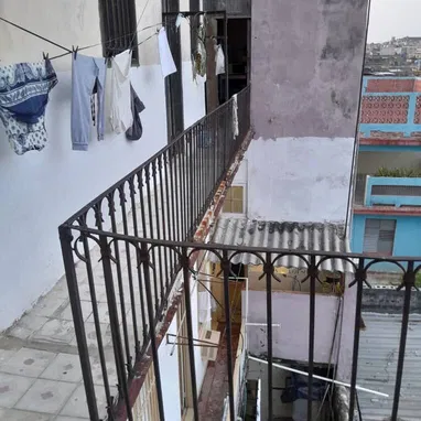 Casa en centro Habana por belascuain - Img 122940629