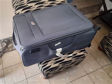 Vendo maleta de viaje grande (30 kg) - Img 65112025