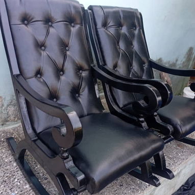 Sillones de madera capitoneados - 9/9