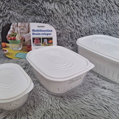 Set de 3 pozuelos con tapa cada pozuelo trae su pieza escurridora  Sirven para micro en 2800cup - Img 115673154