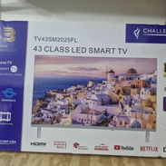 Smart TV Challengers 43" con soporte a  la pared. - Img 57335386