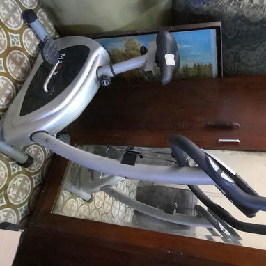 Bicicleta estática de uso - Img 122424029