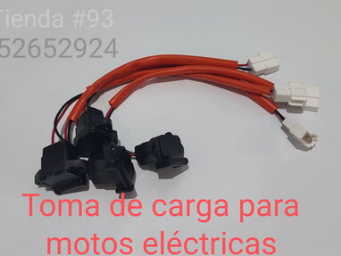 TOMA DE CARGA PARA MOTOS ELECTRICAS - Img 63694288