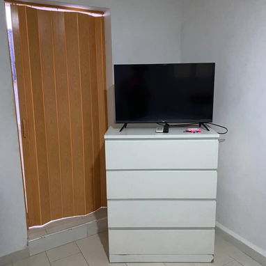 Apartamento de renta lineal ( zona donde no se va la luz) - Img 122925918