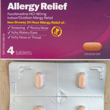 Vendo Anticatarral COGRI(AMANTADINA con CLORFENAMINA y PARACETAMOL)  8 cáp en 800 cup. - 3/3