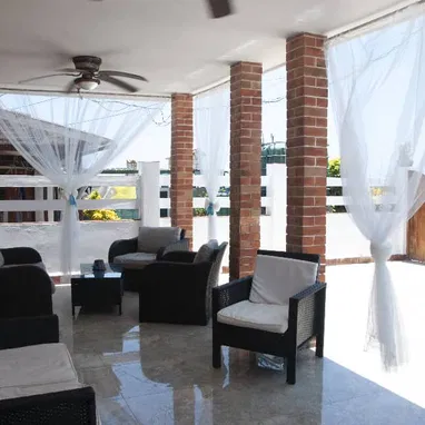 Venta de hermosa propiedad en guanabo - Img 120965461