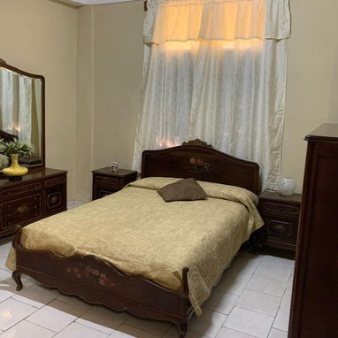 Renta lineal, por períodos, para extranjeros de apartamento en el Vedado - Img 122510050