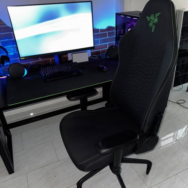 SILLA DE PC RAZER ISKUR V2 X NUEVA EXACTAMENTE hace 21 DÍAS la mandé a traer sellada en caja único dueño - Img 125042091