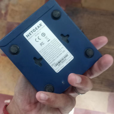 Switch Netgear de 5 puertos base a 100mb - Img 123330903