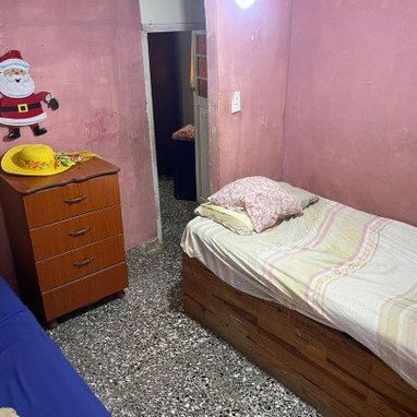 🏡*129_Se vende apto en centro Habana en un Edif Capitalista en un 1er piso*  ⚠️*OJOOOOO⚠️ES EN ZONA SOTERRADA,NO SE VA - 6/10