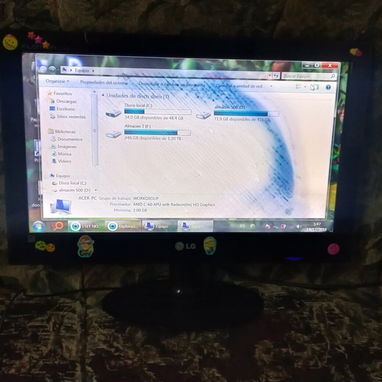 Vendo monitor de 19p para resolver con humedad en pantalla mensajería gratis - Img 124147812