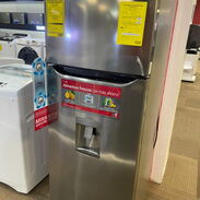 Refrigerador LG de 10 pies con dispensador - Img 45557756
